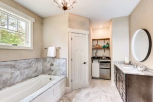 4 Tips for Custom Bathroom Design robin ford builders